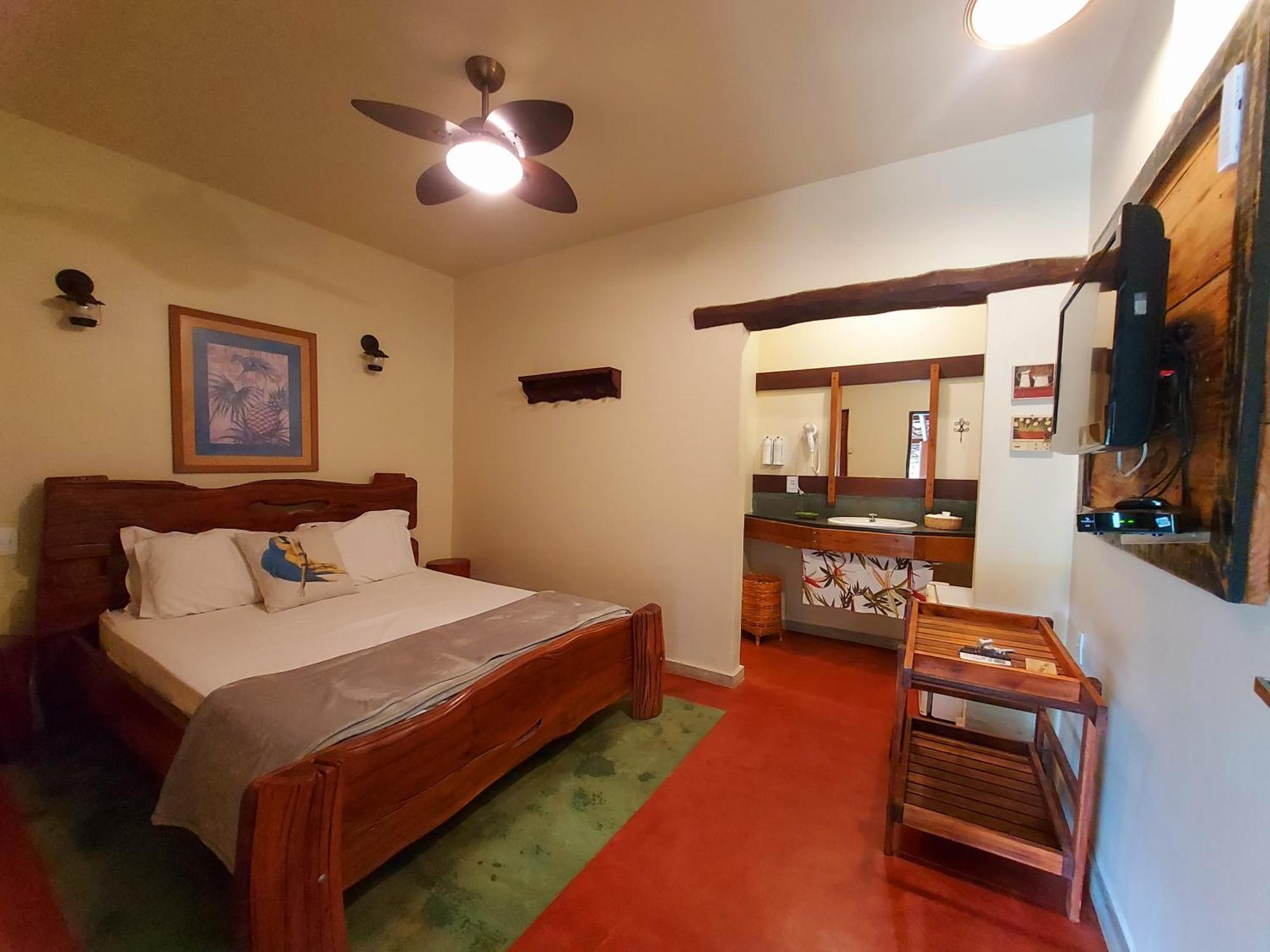 Salto Corumba Hotel Camping Clube Corumba de Goias Exterior photo